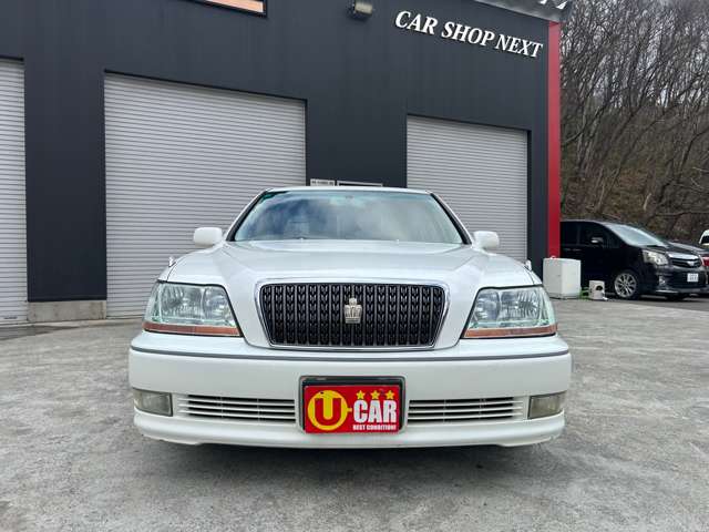 2002 Toyota Crown Majesta – thumbnail 2