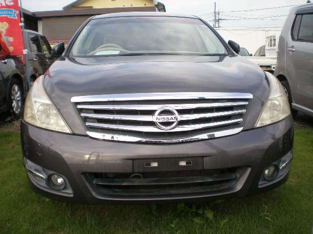2010 Nissan Teana – thumbnail 2