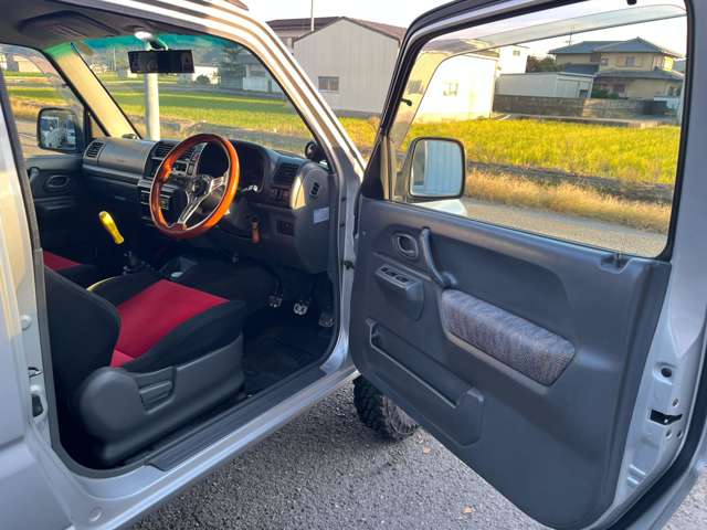 2000 Suzuki Jimny – thumbnail 2