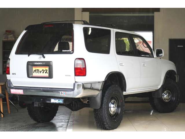 1996 Toyota Hilux Surf – thumbnail 2