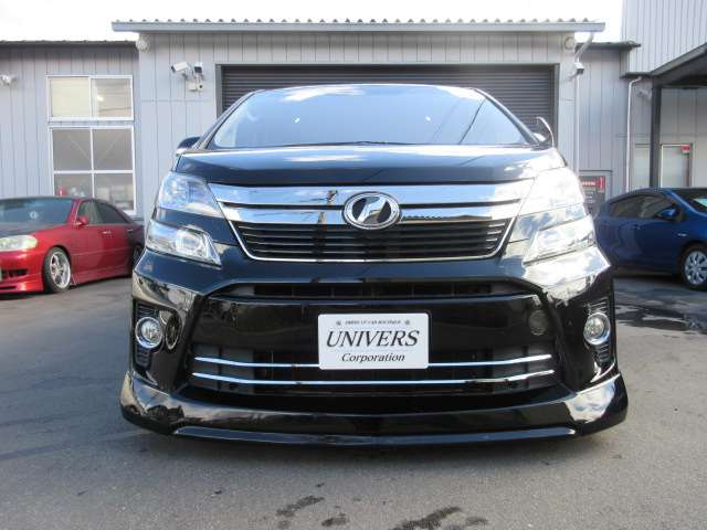 2010 Toyota Vellfire – thumbnail 2