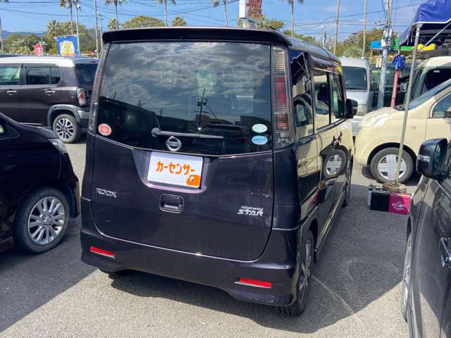 2010 Nissan Roox – thumbnail 2