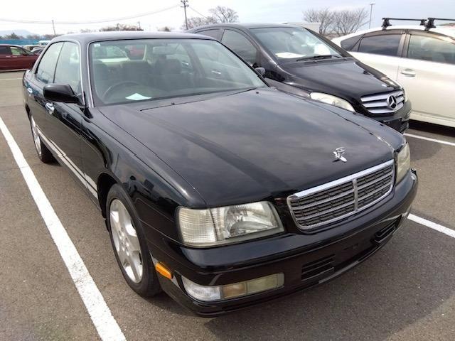 1999 Nissan Gloria – thumbnail 4