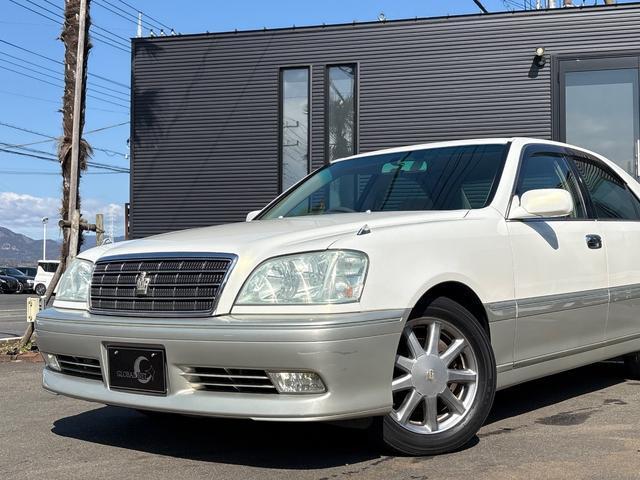 2003 Toyota Crown Royal – thumbnail 2