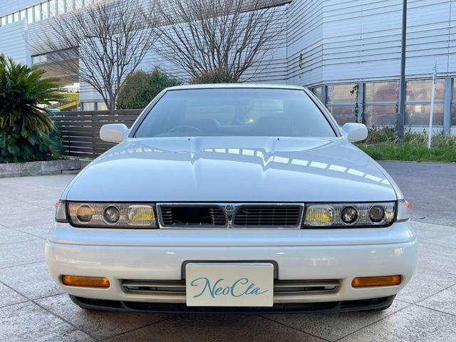 1992 Nissan Cefiro – thumbnail 4
