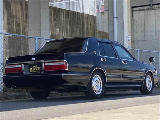1999 Nissan Cedric Sedan – thumbnail 2