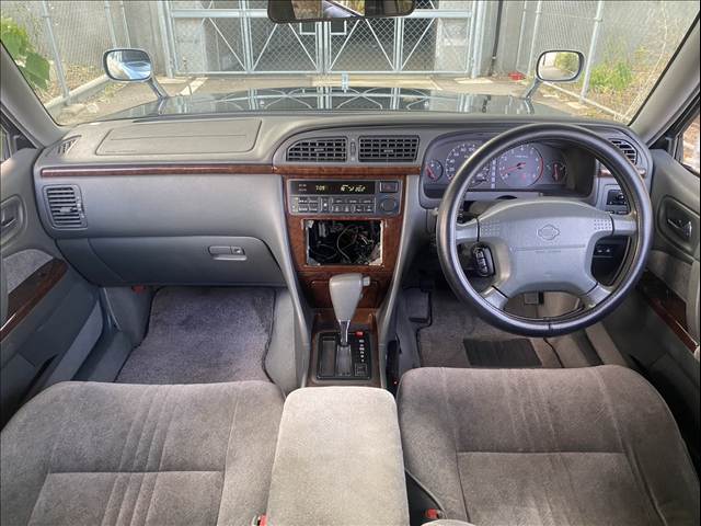 1999 Nissan Cedric Sedan – thumbnail 3