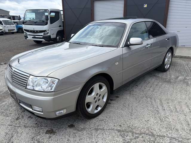 2003 Nissan Cedric – thumbnail 2