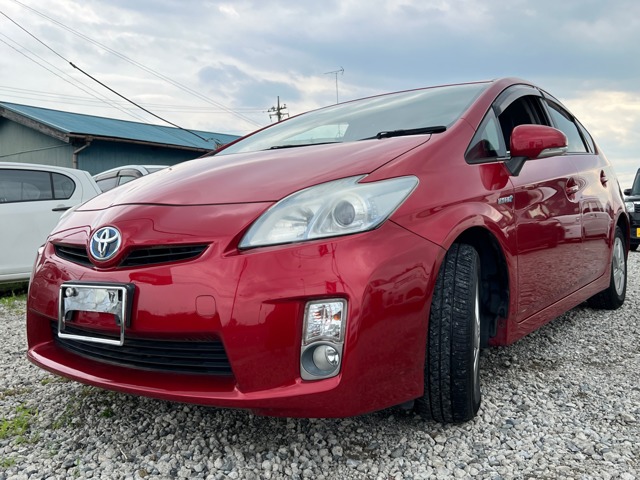 2010 Toyota Prius – thumbnail 2
