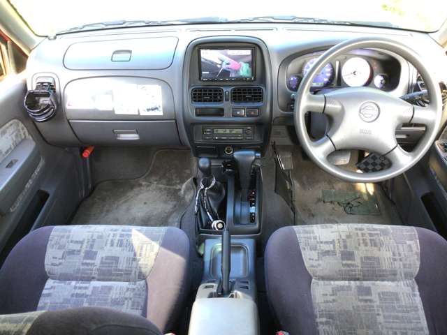 2002 Nissan Datsun – thumbnail 3
