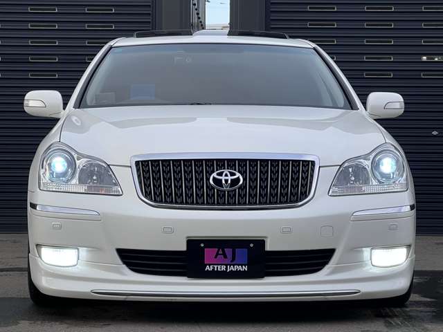 2008 Toyota Crown Majesta – thumbnail 2