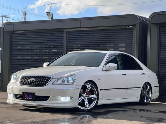 2008 Toyota Crown Majesta – thumbnail 3