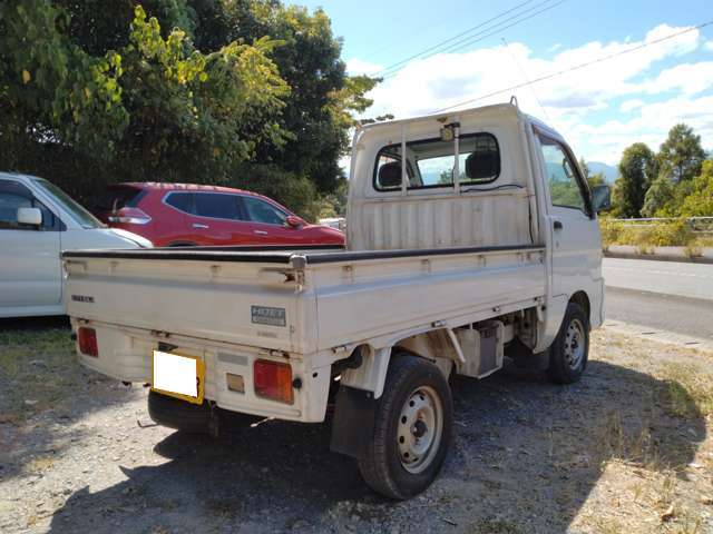 2000 Daihatsu Hijet Truck – thumbnail 4