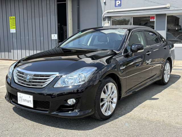 2009 Toyota Crown Hybrid – thumbnail 2