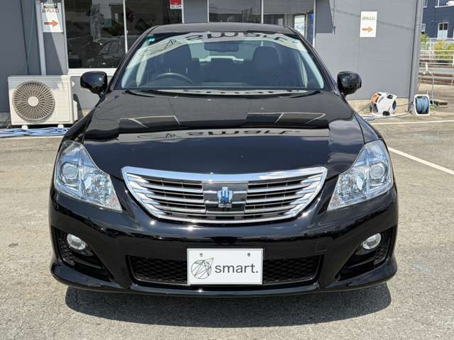 2009 Toyota Crown Hybrid – thumbnail 3