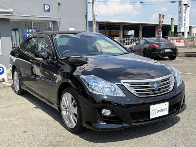 2009 Toyota Crown Hybrid – thumbnail 4