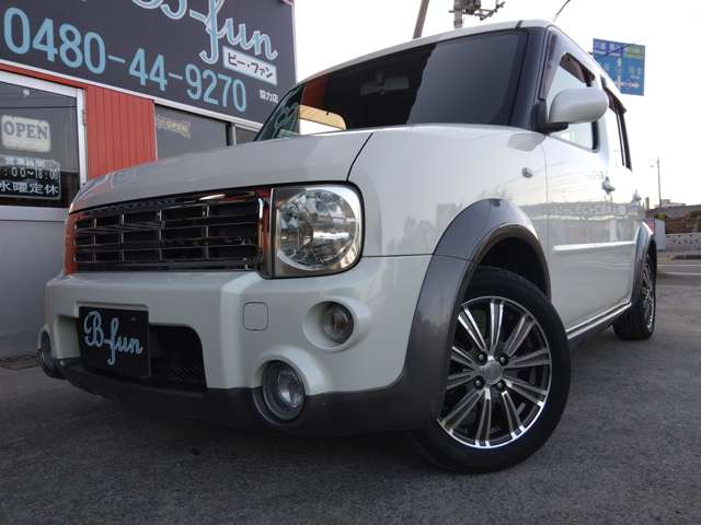 2004 Nissan Cube – thumbnail 2