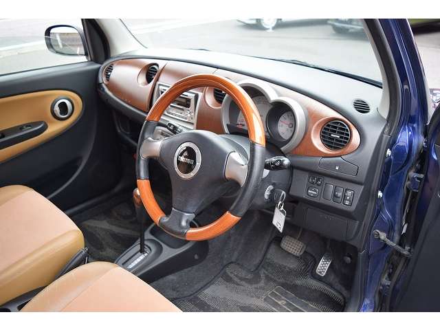 2007 Daihatsu Mira Gino – thumbnail 2