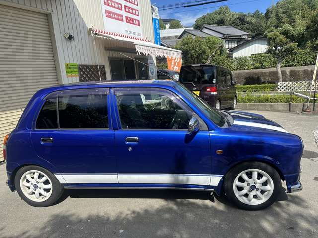 2004 Daihatsu Mira Gino – thumbnail 4