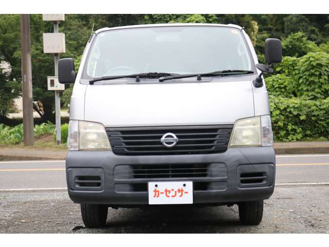 2003 Nissan Caravan – thumbnail 4