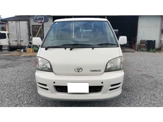 2002 Toyota TownAce Track – thumbnail 2