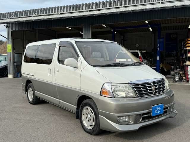 2001 Toyota Grand Hoace