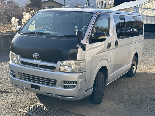 2007 Toyota Hiace – thumbnail 3