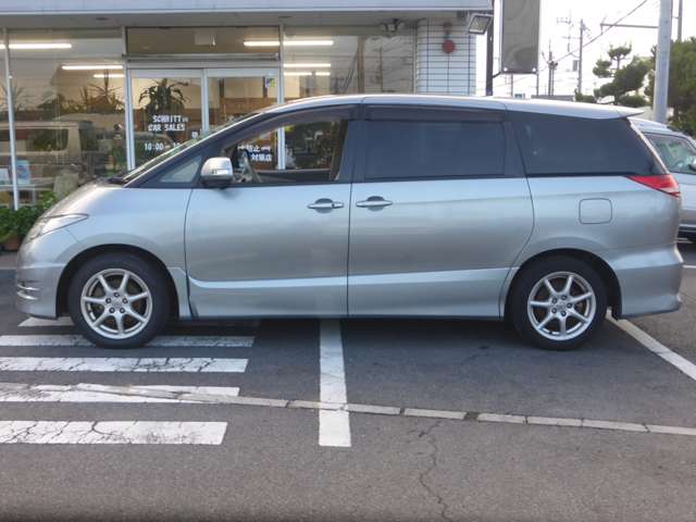 2008 Toyota Estima – thumbnail 4
