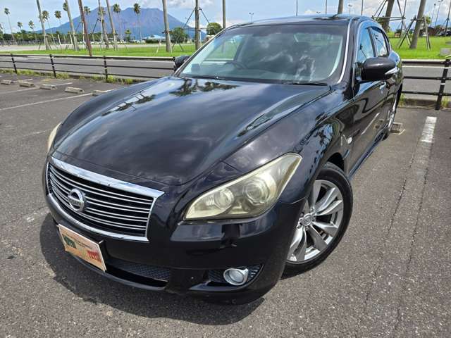 2009 Nissan Fuga – thumbnail 2