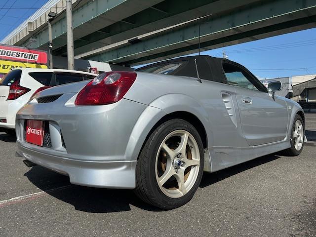 2002 Toyota MR-S – thumbnail 3