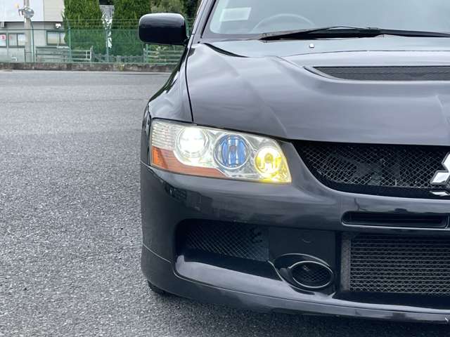 2005 Mitsubishi Lancer Evolution Wagon – thumbnail 3