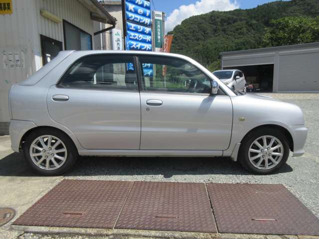 1998 Daihatsu Opti – thumbnail 4
