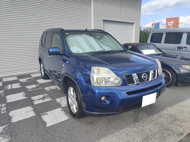 2009 Nissan X-Trail – thumbnail 2