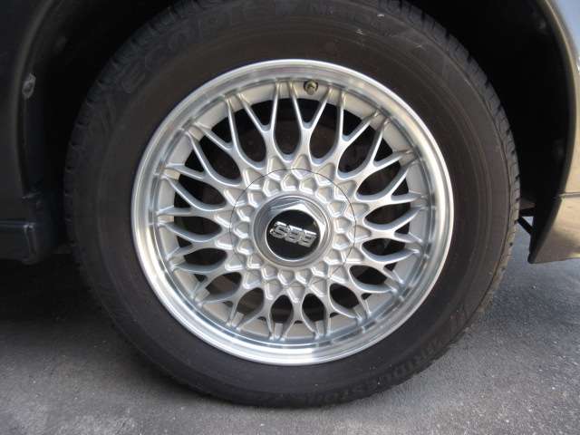 1990 Nissan Maxima – thumbnail 3
