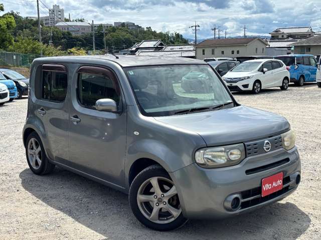 2010 Nissan Cube – thumbnail 4