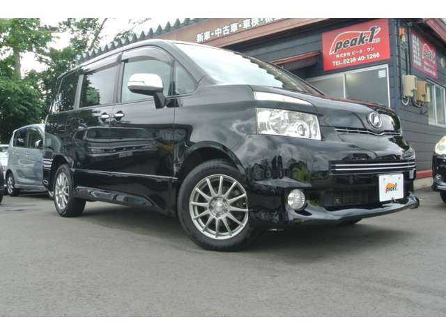 2009 Toyota Voxy – thumbnail 2