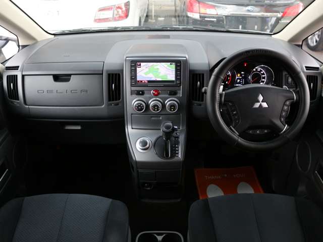 2010 Mitsubishi Delica D:5 – thumbnail 4