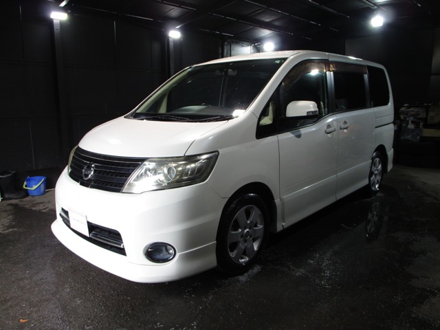 2009 Nissan Serena