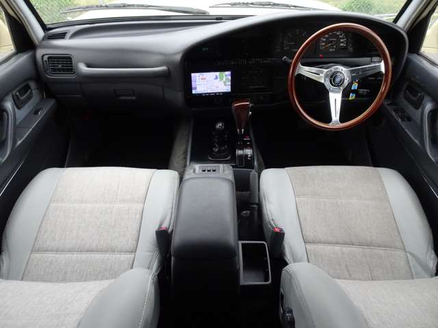 1993 Toyota Land Cruiser 80 – thumbnail 4