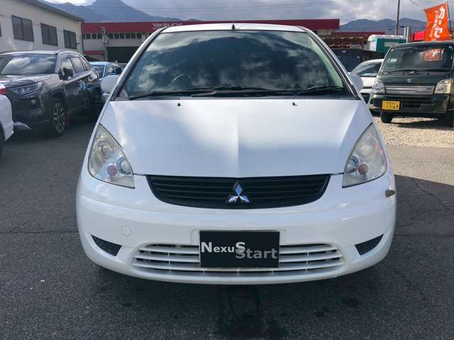 2009 Mitsubishi Colt – thumbnail 3