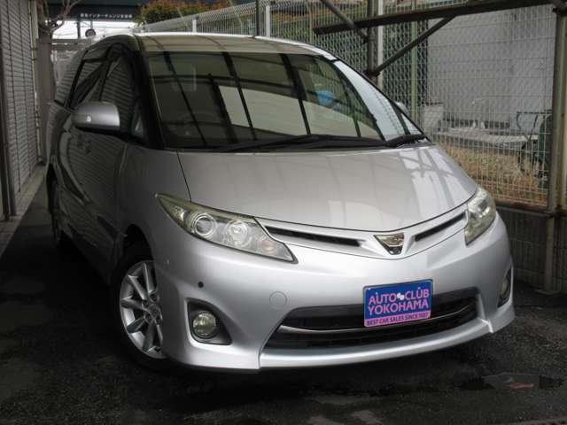 2010 Toyota Estima – thumbnail 4