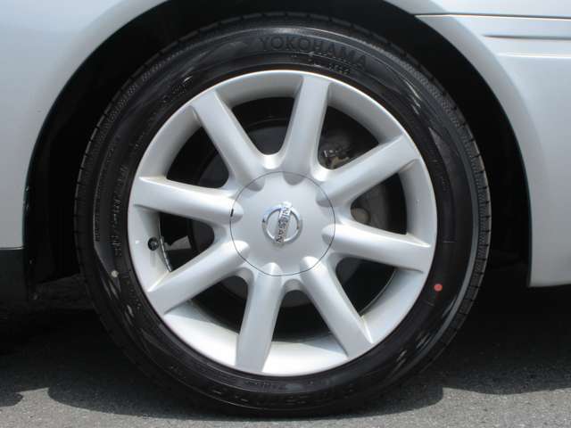 2003 Nissan Gloria – thumbnail 3