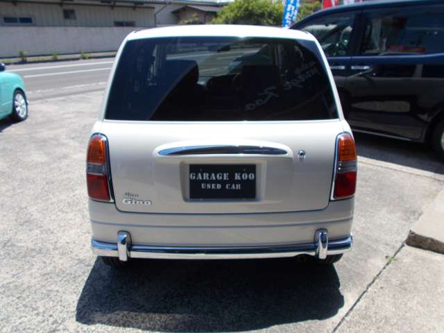 2004 Daihatsu Mira Gino – thumbnail 4