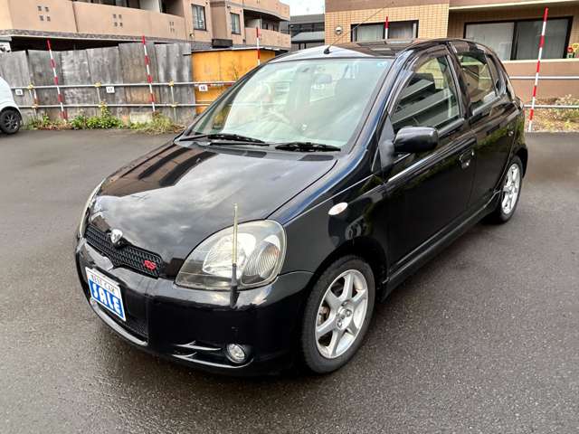 2001 Toyota Vitz – thumbnail 4