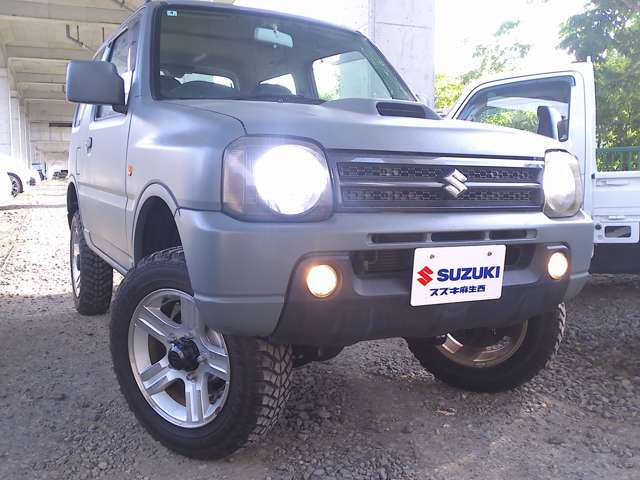 2008 Suzuki Jimny – thumbnail 2