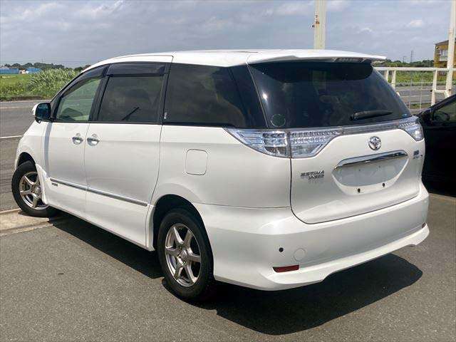 2009 Toyota Estima Hybrid – thumbnail 2