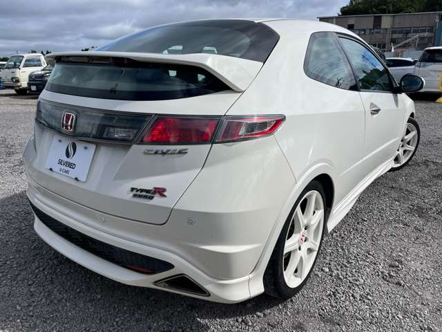 2009 Honda Civic Type R Euro – thumbnail 2