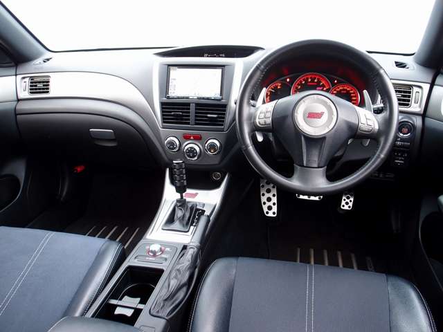 2009 Subaru Impreza Hatchback STI – thumbnail 3