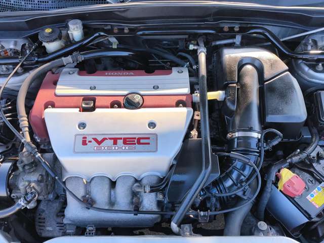 2004 Honda Integra Type R – thumbnail 2