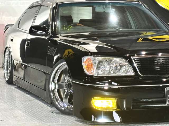 2000 Toyota Celsior – thumbnail 3
